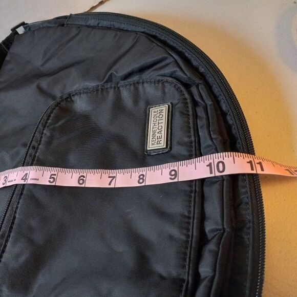 Kenneth Cole Reaction Halfmoon Crossbody bag - Picture 6 of 11